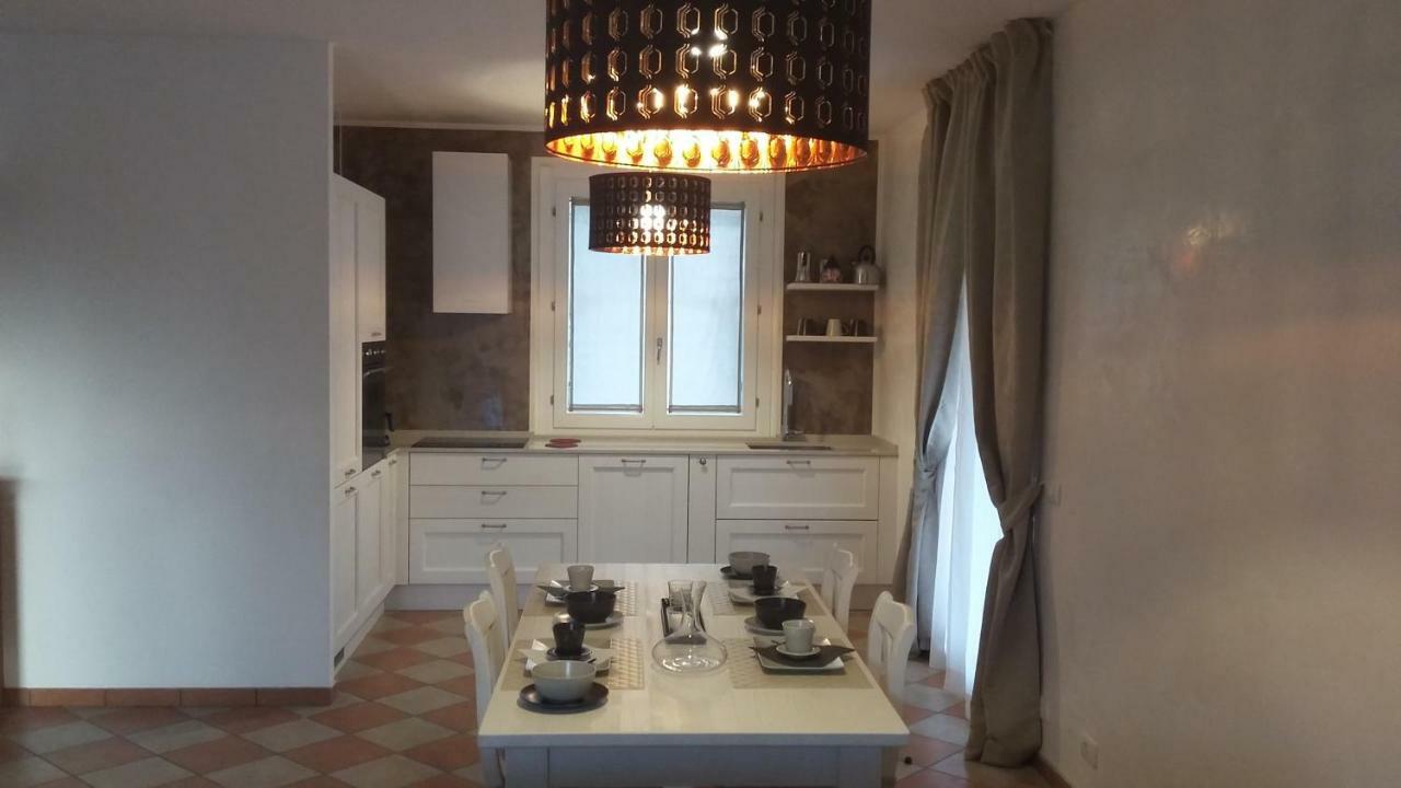 مبيت وإفطار كاستلْنْيوفو ديل غارد Residenza Leon المظهر الخارجي الصورة