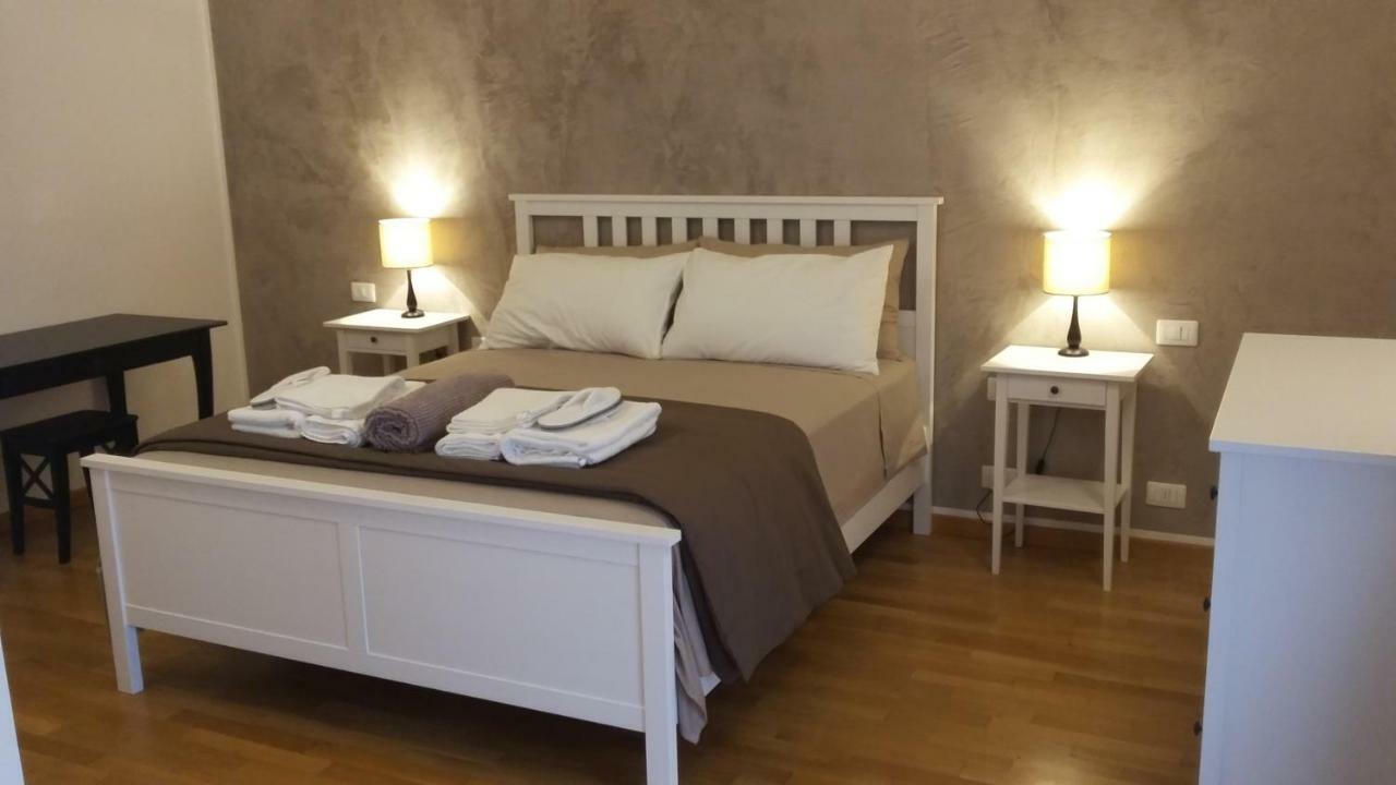 مبيت وإفطار كاستلْنْيوفو ديل غارد Residenza Leon المظهر الخارجي الصورة