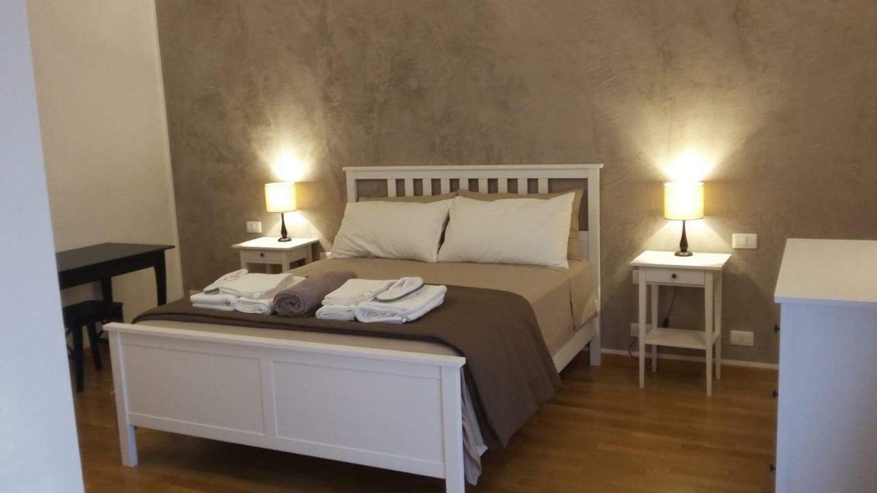 مبيت وإفطار كاستلْنْيوفو ديل غارد Residenza Leon المظهر الخارجي الصورة